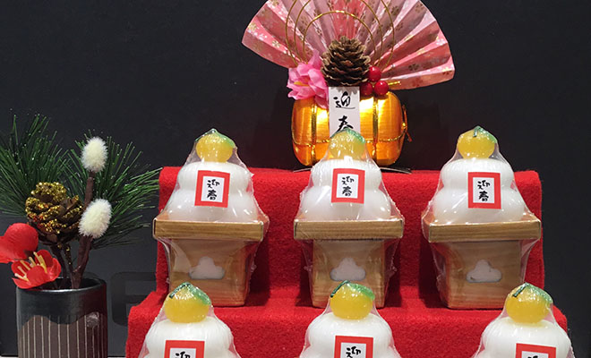 鏡餅の由来と仏壇の飾り方 仏壇 仏具の飾り方 コラム一覧 仏壇のあるリビング 現代的でモダンな祈りのインテリア 八木研