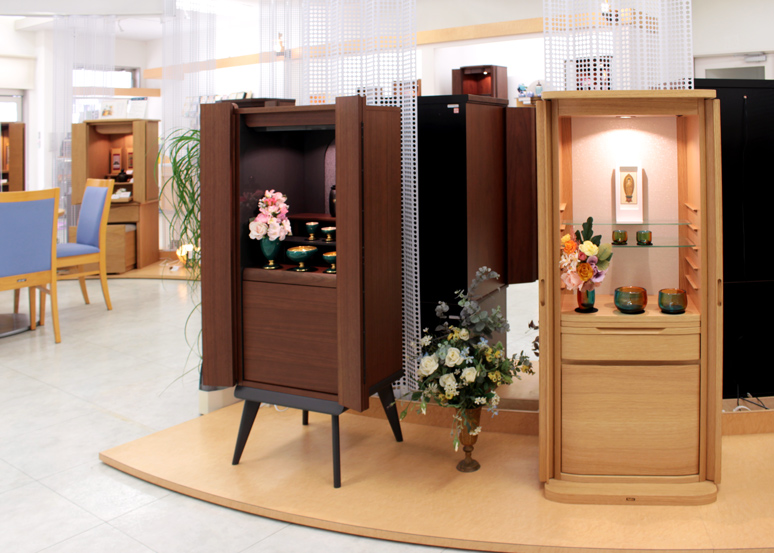 ギャラリーメモリア京都二条駅前店に展示中のおしゃれな仏壇