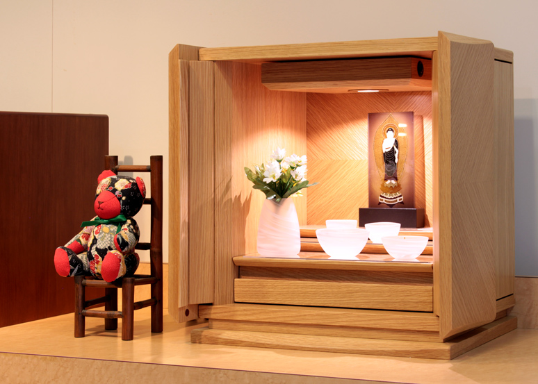 ギャラリーメモリア京都西本願寺前店の小さい仏壇