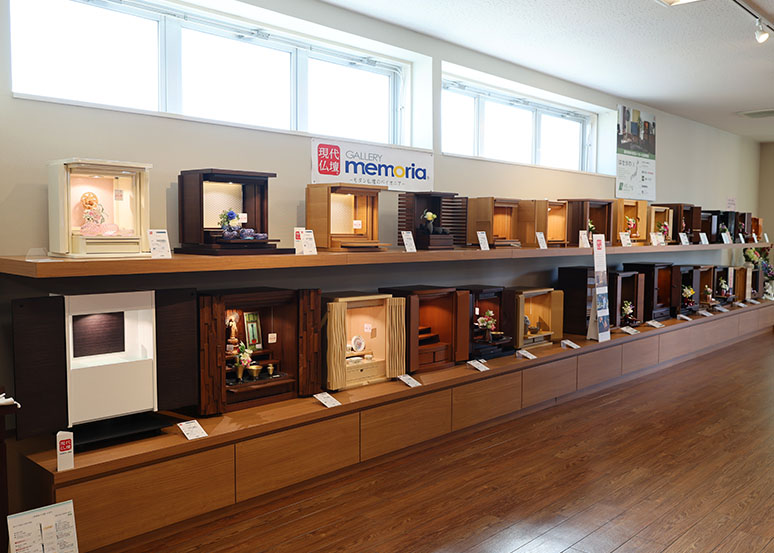 現代仏壇ギャラリーメモリア中川店